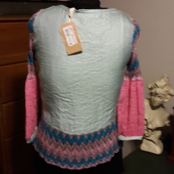 SWEATERHOUSE BLOUSE - Picture 2 of 5